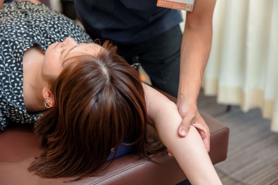 東大阪市の姿勢矯正専門の整体院/猫背矯正