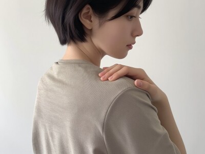 東大阪　整体　高井田　巻き肩　猫背矯正　改善